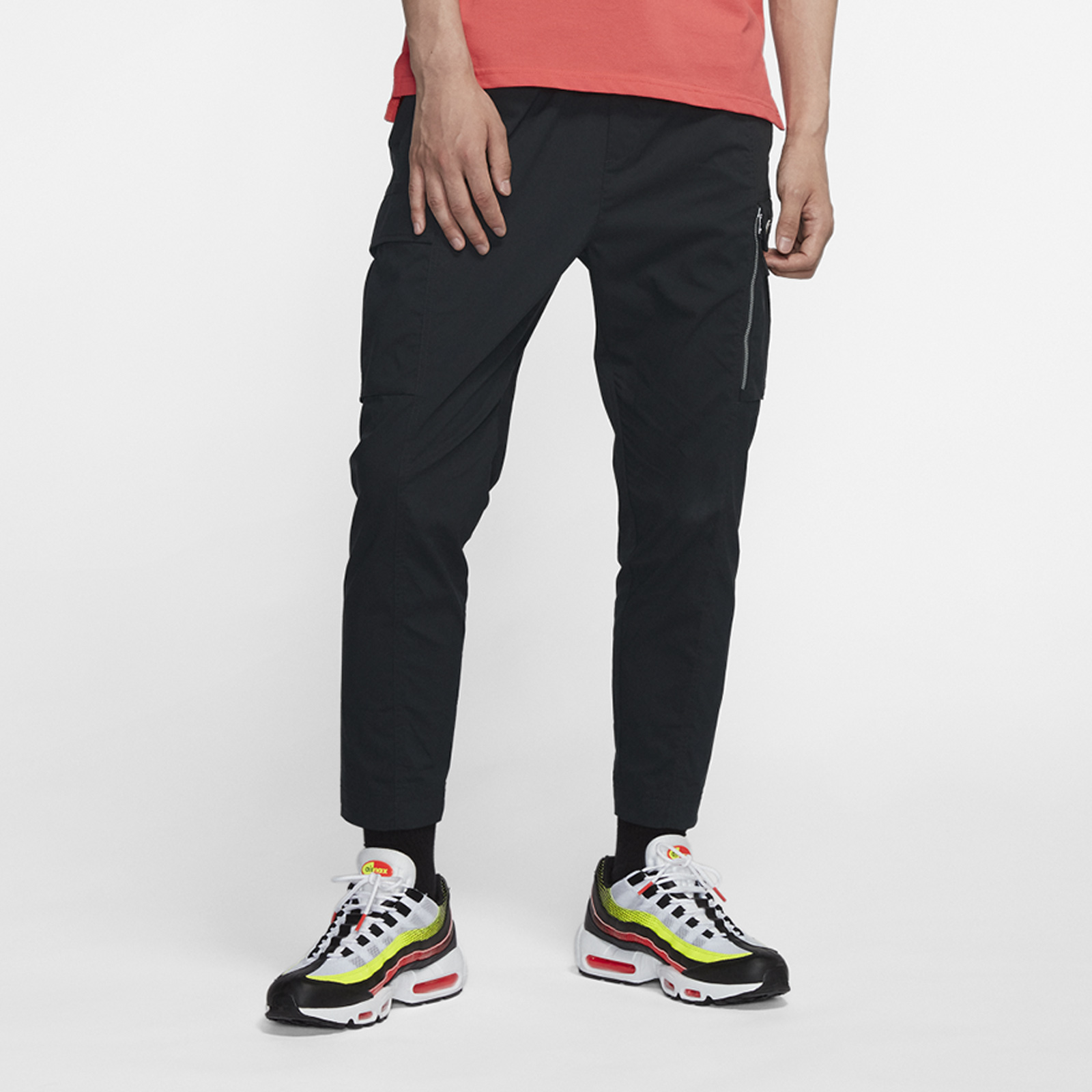 nike sportswear cargo pants